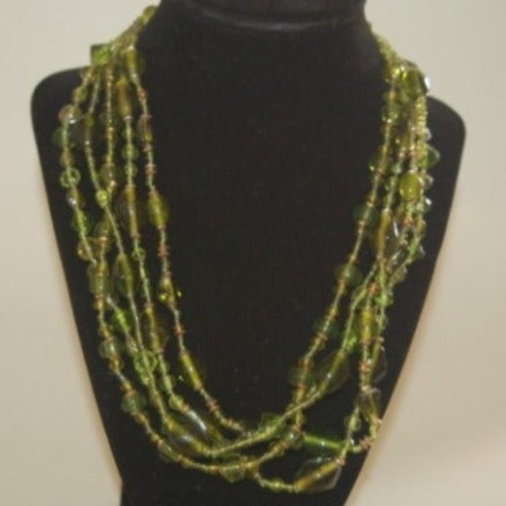 Nice Green Glass, Plastic Bead Necklace * Jewelry